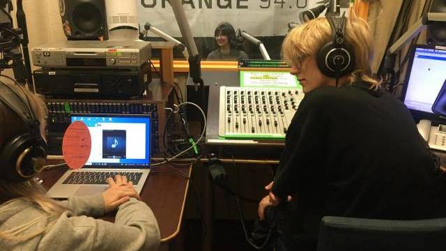 Image for 'work & chill radio'